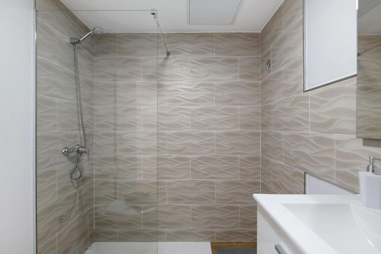 Ianoa Apartment Tias Ngoại thất bức ảnh